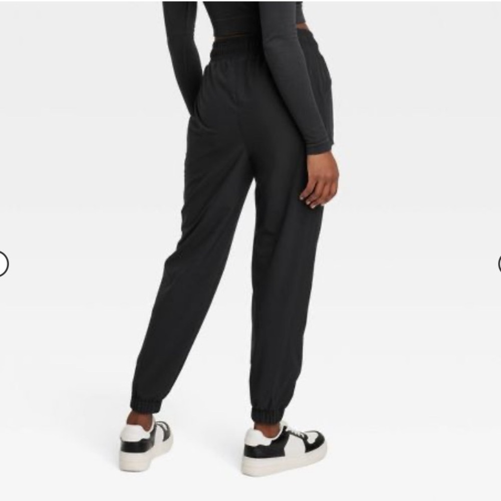 Women's Lined Winter Woven
Joggers - All In Motion™ Black new - Picture 4 of 10